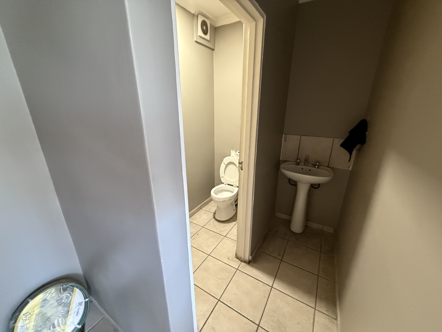 To Let commercial Property for Rent in Blackheath Industrial Western Cape